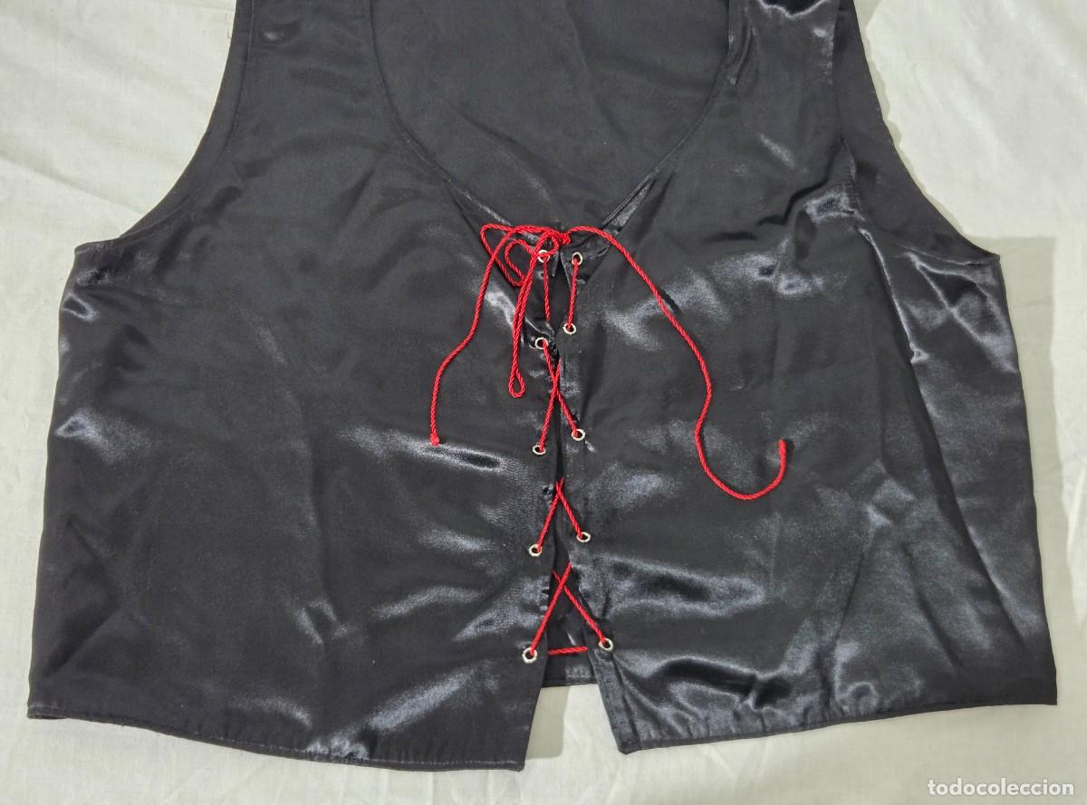 Antig&uuml;edades: Chaleco de raso, traje tipico - Foto 5
