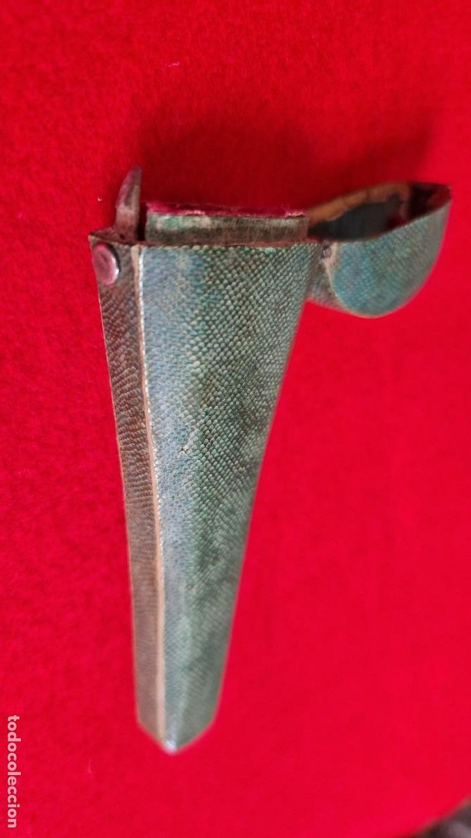 Antig&uuml;edades: Estuche para tijeras siglo XVIII mantarraya - Foto 2