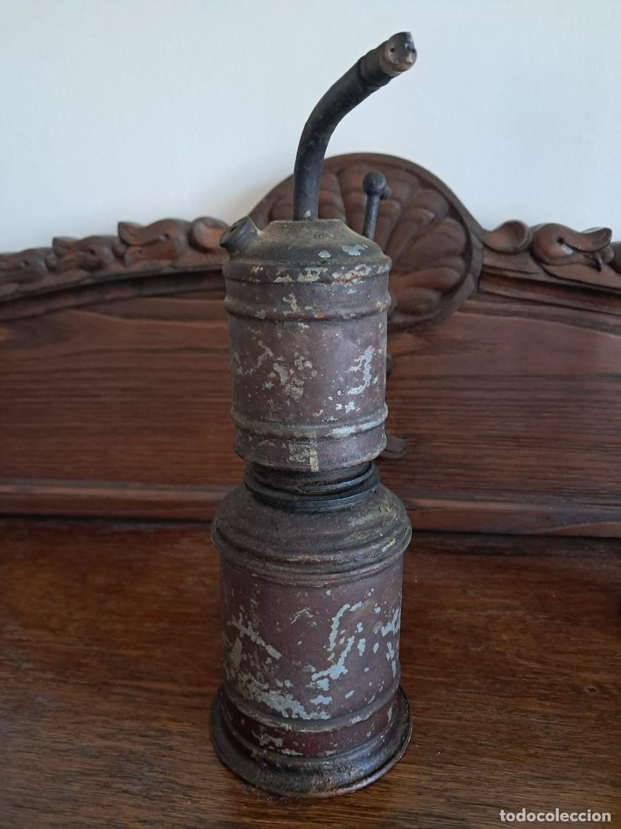 Antig&uuml;edades: Antigua lampara de carburo - Foto 2