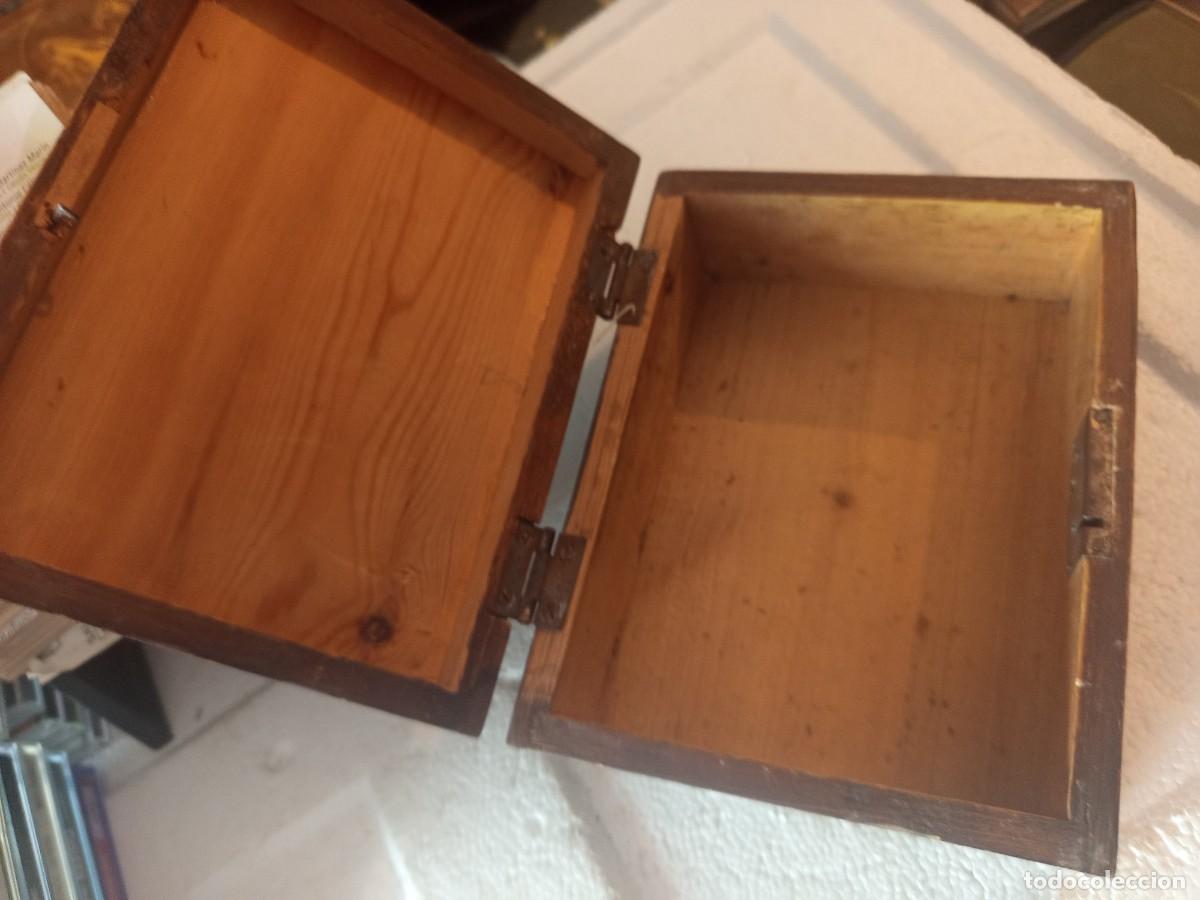 Antig&uuml;edades: Art&iacute;culo original no copia caja madera - Foto 2
