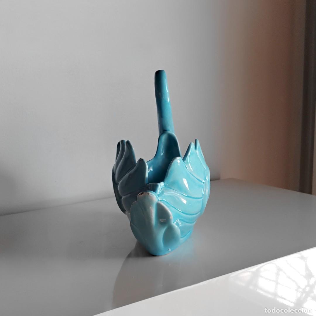 Antig&uuml;edades: MACETERO O CENTRO DE MESA CON FORMA DE CISNE - MANISES - Foto 5
