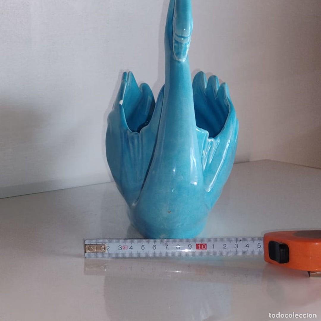 Antig&uuml;edades: MACETERO O CENTRO DE MESA CON FORMA DE CISNE - MANISES - Foto 10