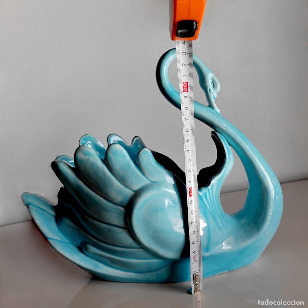 Antig&uuml;edades: MACETERO O CENTRO DE MESA CON FORMA DE CISNE - MANISES - Foto 11