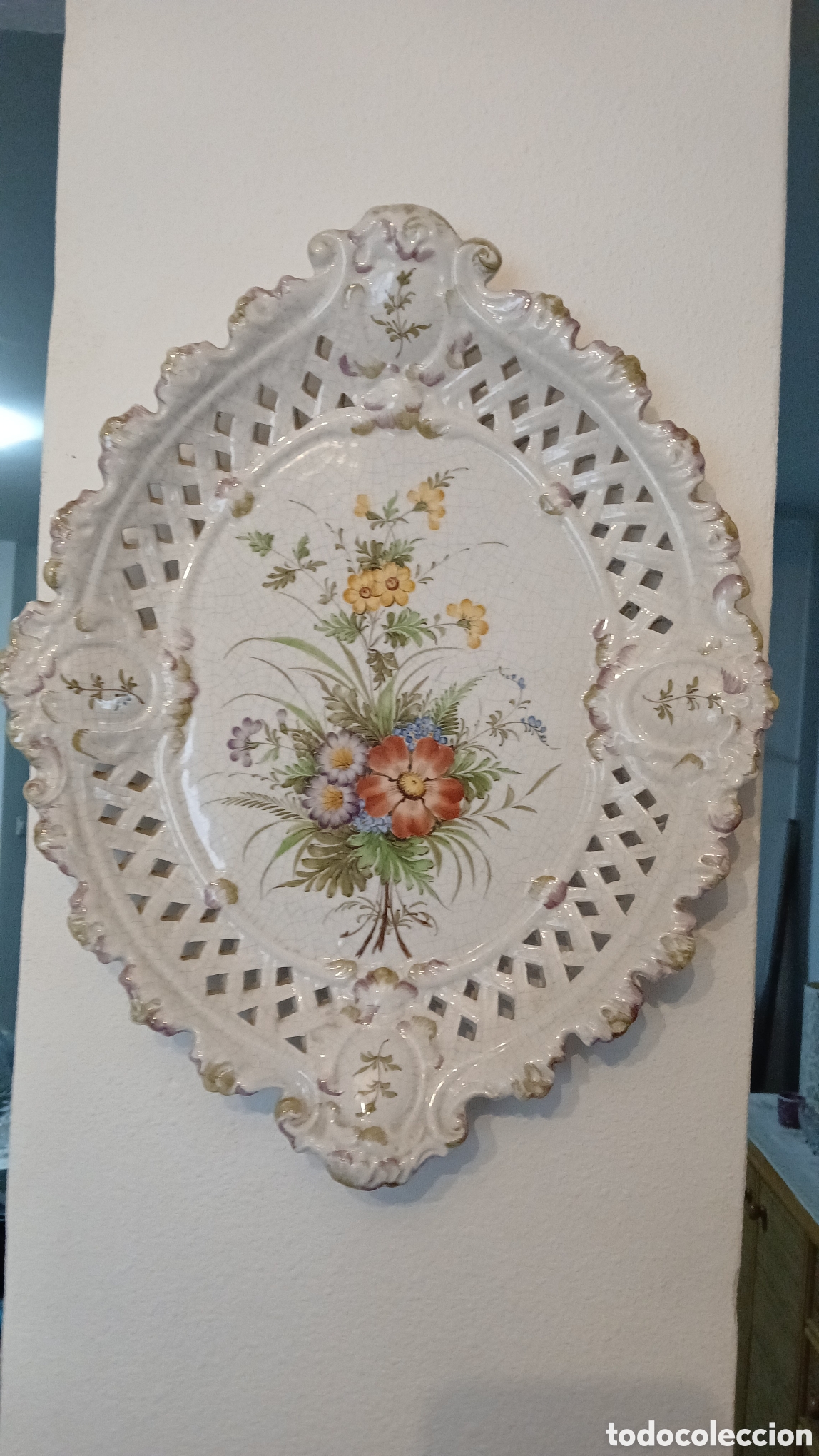 Antig&uuml;edades: Antigua Fuente Ovalada de Cer&aacute;mica Calada - Antica Nove di Bassano (Italia) - 43 cm