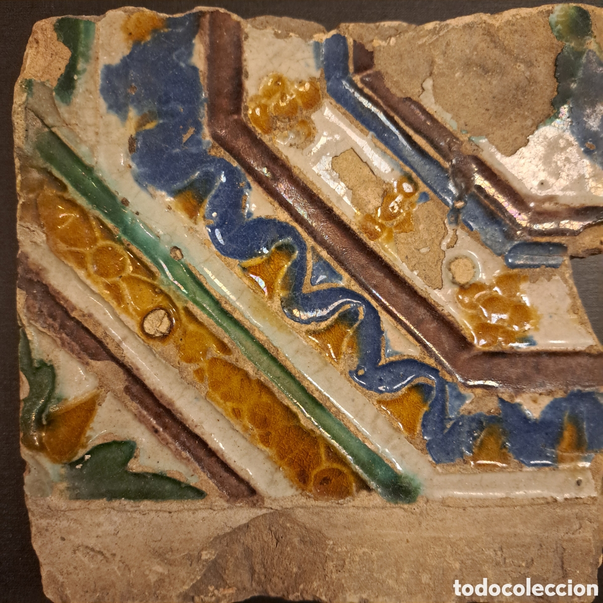 Antig&uuml;edades: Azulejo. Fragm.tabla.XVI. - Foto 1