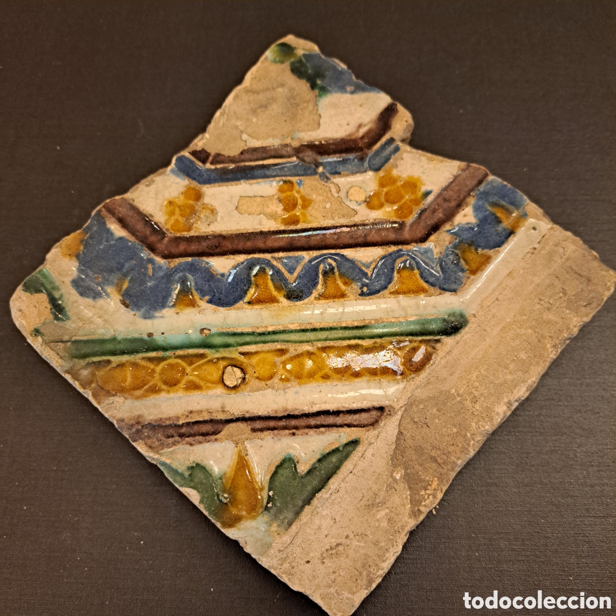 Antig&uuml;edades: Azulejo. Fragm.tabla.XVI. - Foto 2