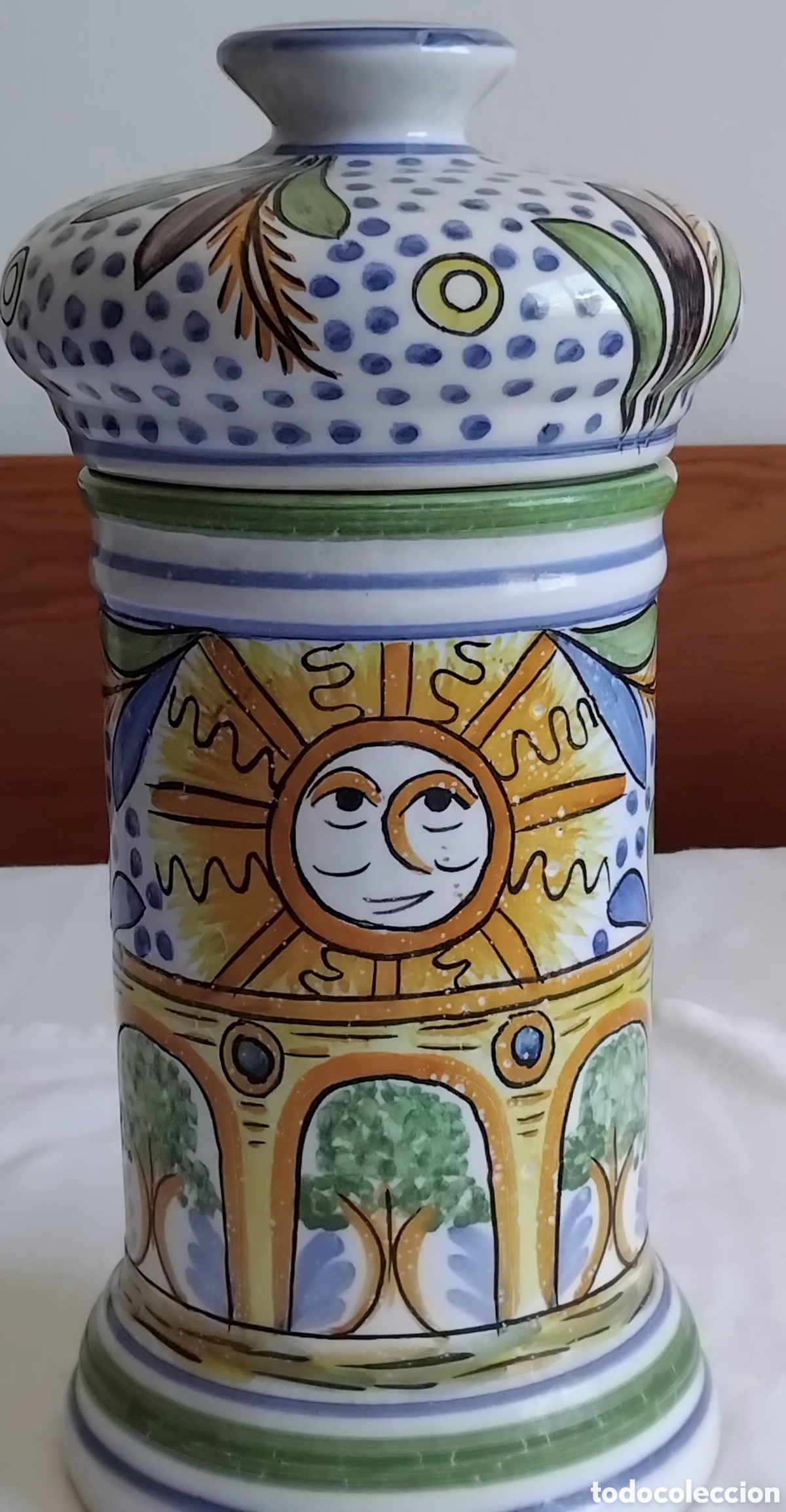 Antig&uuml;edades: Albarelo antiguo Gimeno Martinez cer&aacute;mica de Manises