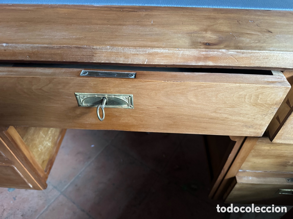Antig&uuml;edades: Mesa de despacho en madera - Foto 9