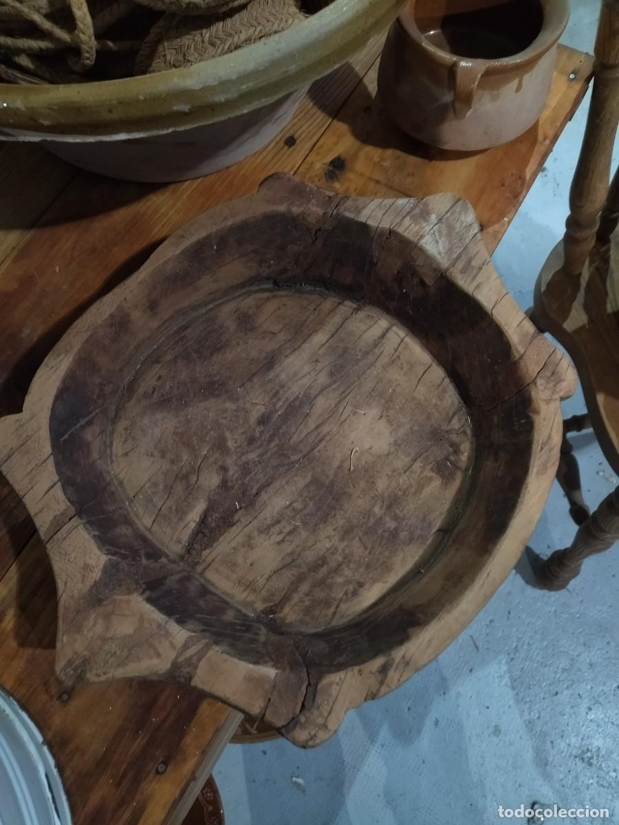 Antig&uuml;edades: Cuenco rustico de madera maciza, artesa tradicional ovalada - Foto 7