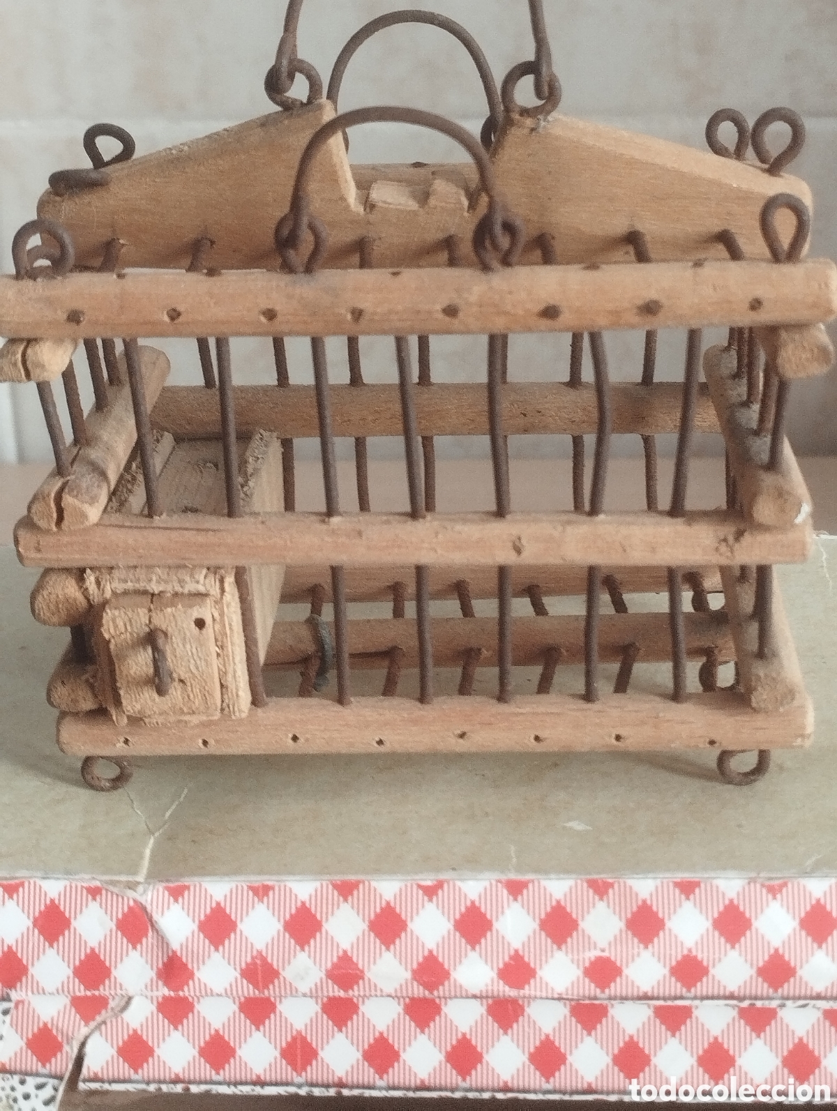 Antig&uuml;edades: JAULA MINIATURA MADERA - Foto 2