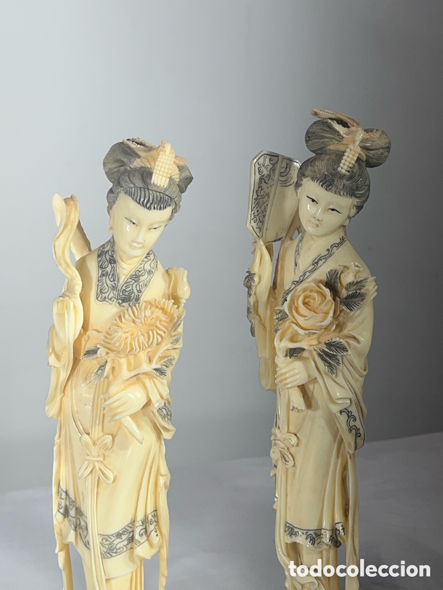 Antig&uuml;edades: Conjunto de 4 figuras de Geishas - S&iacute;mil Marfil - Foto 3