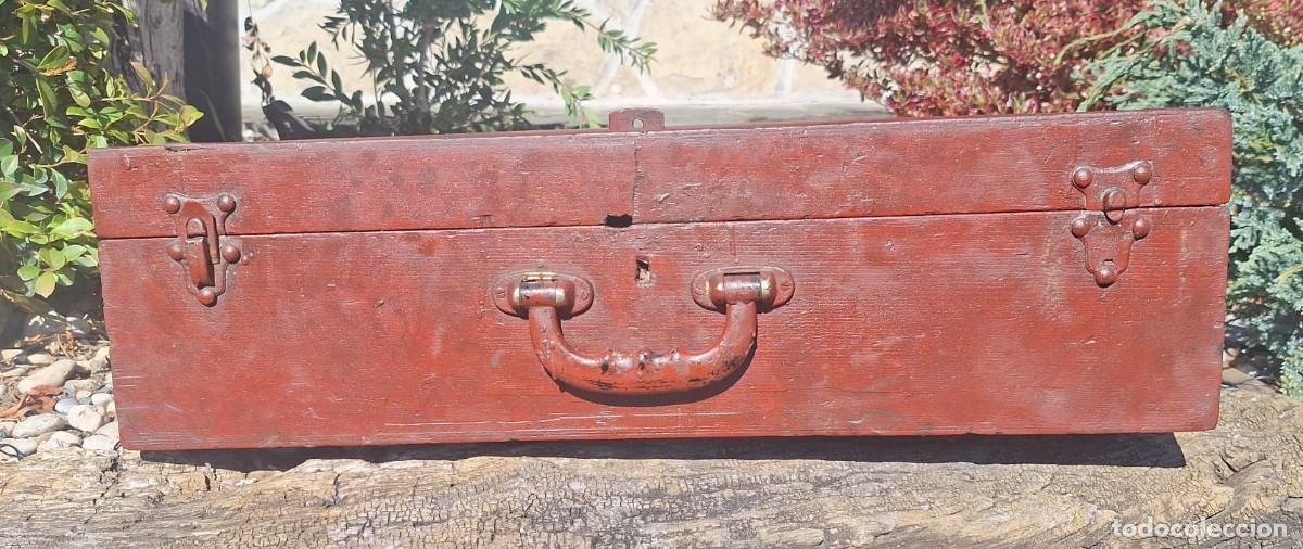 Antig&uuml;edades: Antigua Maleta de Madera de Oficios - Foto 2