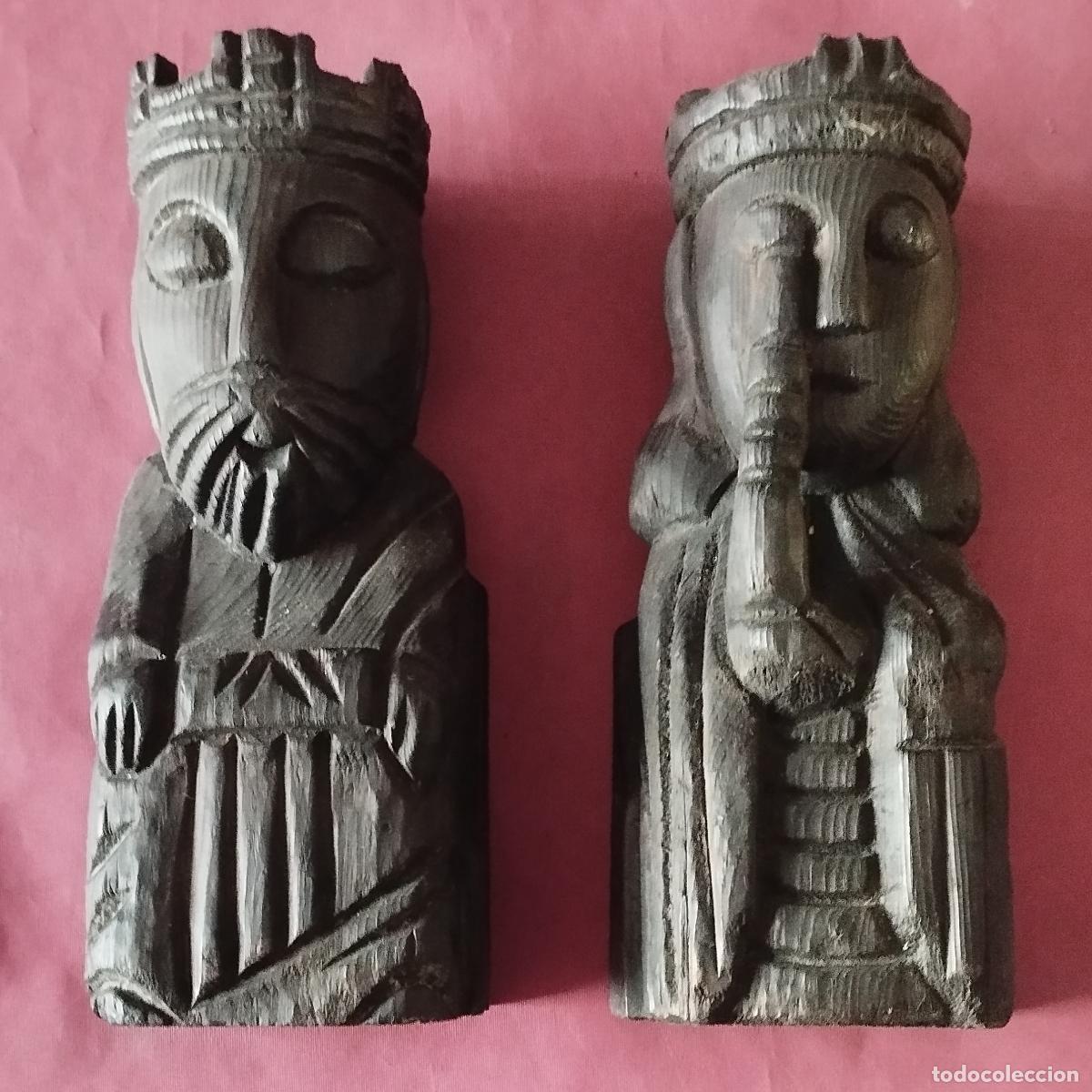 Antiquit&auml;ten: SUJETA LIBROS - REYES CATOLICOS - MADERA TALLADA