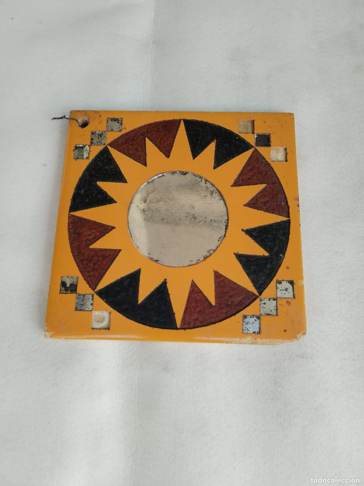 Antig&uuml;edades: espejo de azulejo sol vintage - Foto 1