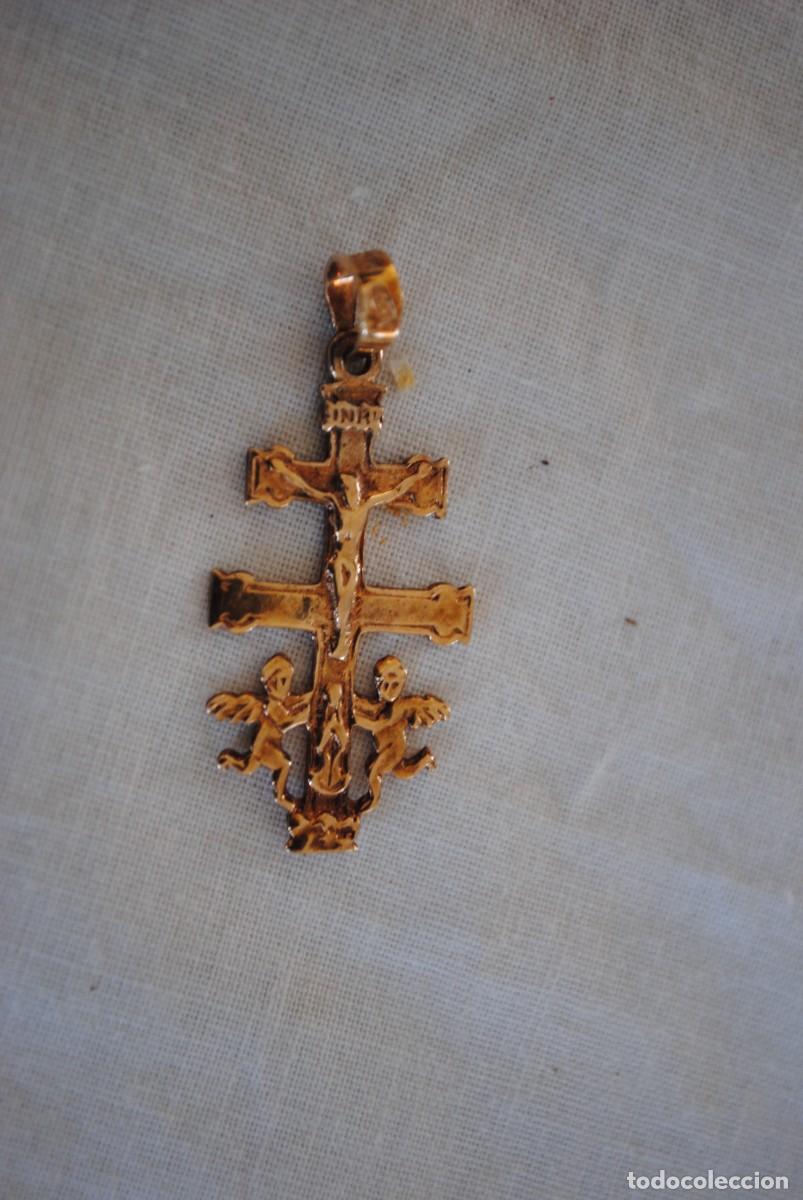 Antig&uuml;edades: CRUZ DE CARAVACA DE PLATA DORADA . - Foto 1