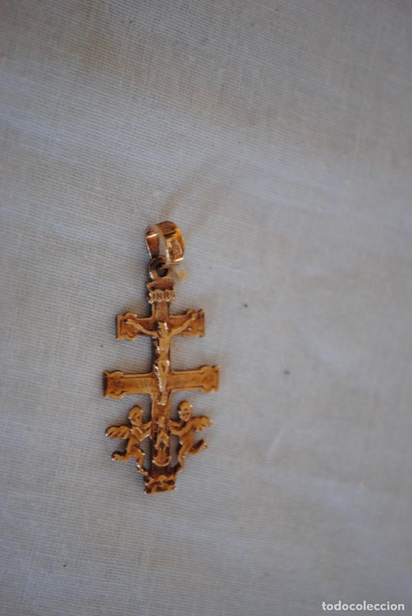 Antig&uuml;edades: CRUZ DE CARAVACA DE PLATA DORADA . - Foto 3