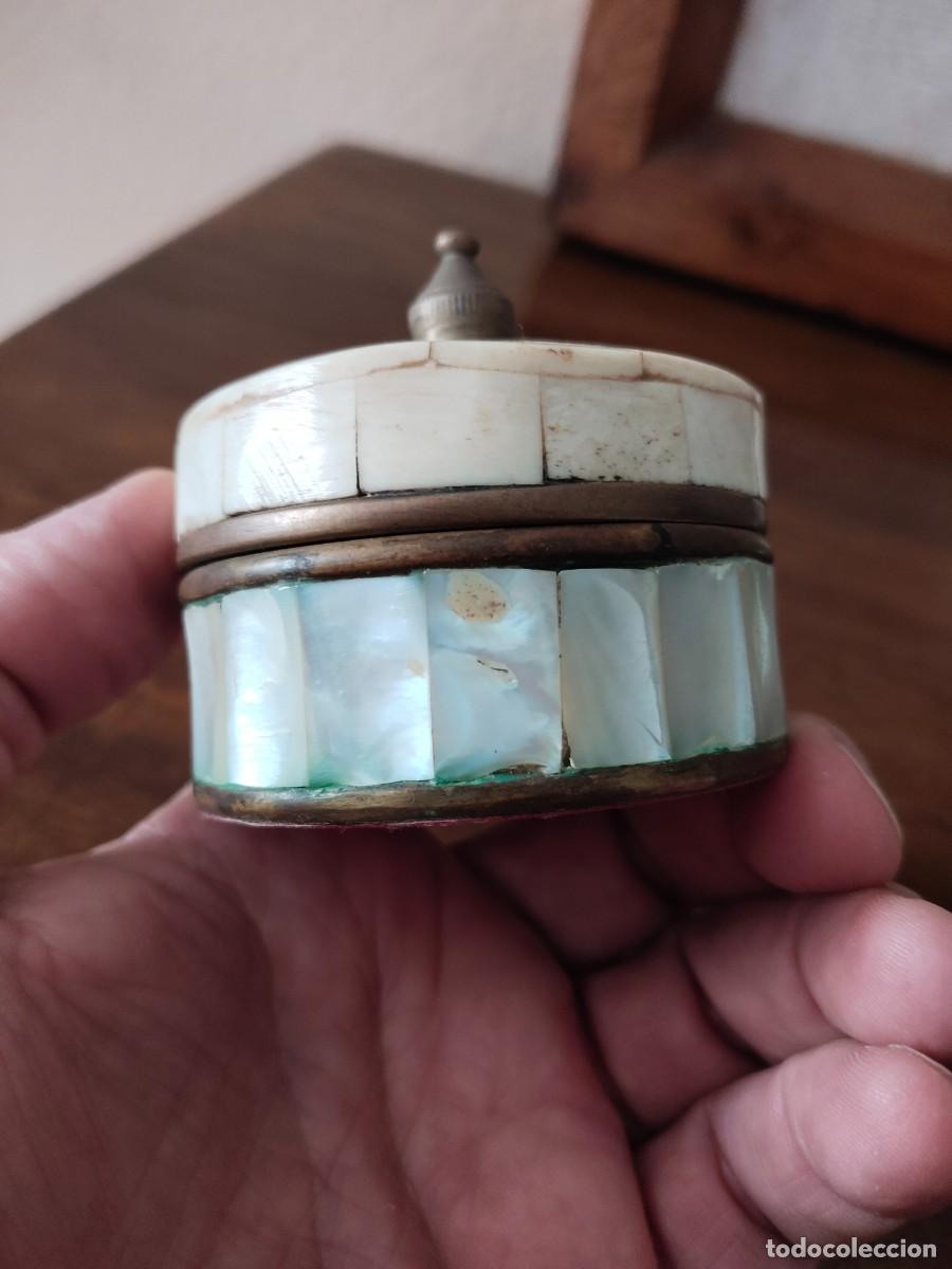 Antig&uuml;edades: 3 cajas tipo n&aacute;car. Ver. - Foto 16