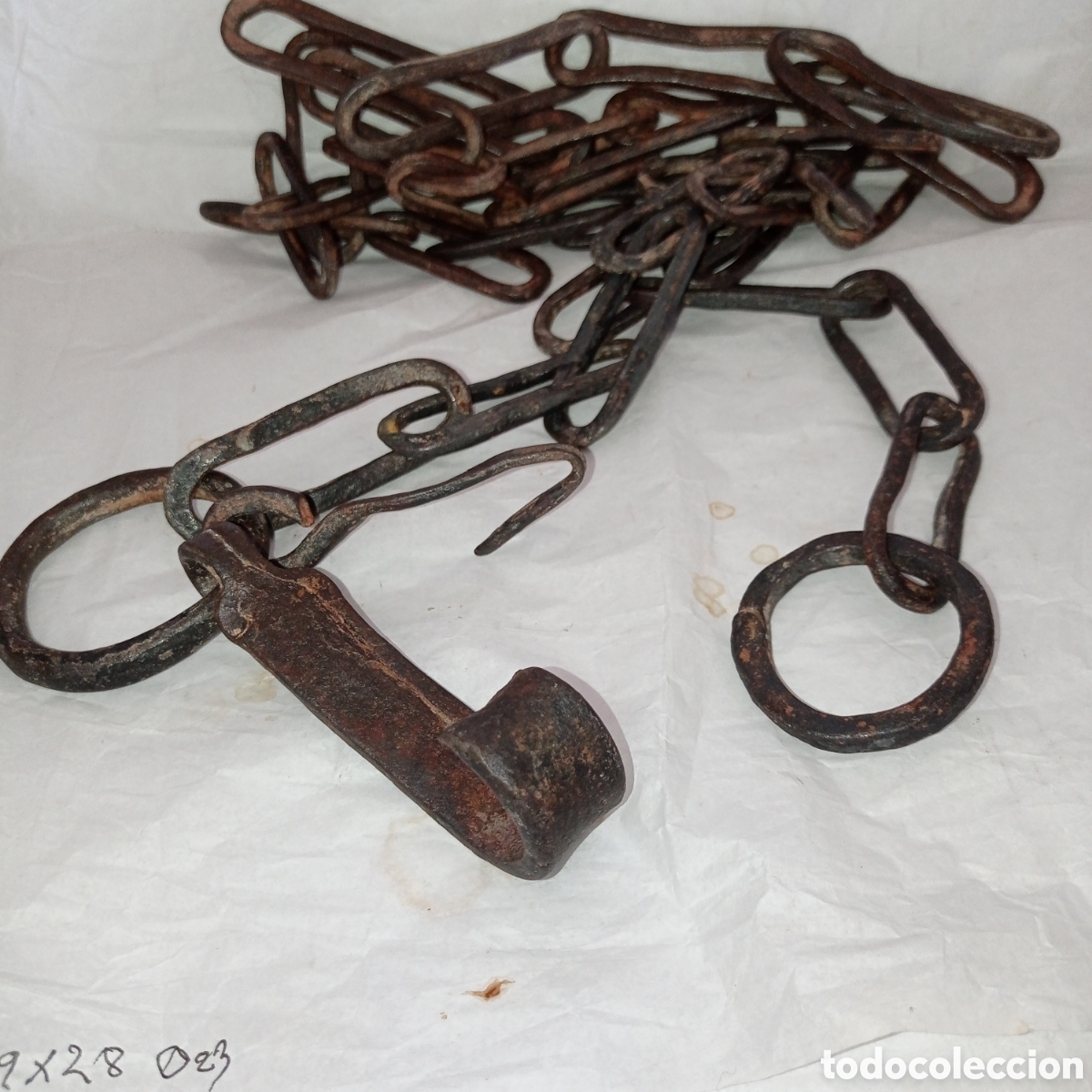 Antig&uuml;edades: CADENA O LLAR PARA COLGAR LA CALDERA - Foto 4