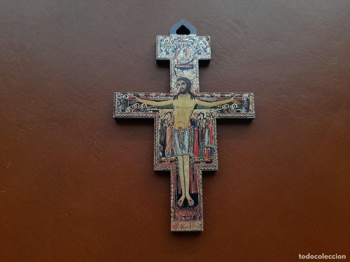 Antig&uuml;edades: Cruz San Damian en madera - Foto 1