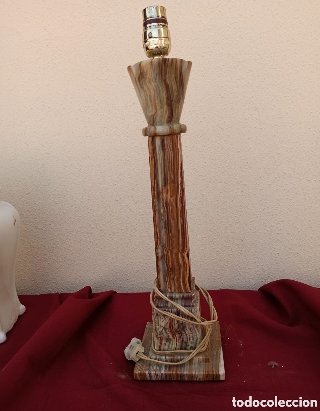 Antig&uuml;edades: Pie de Lampara de piedra Onix - Foto 1