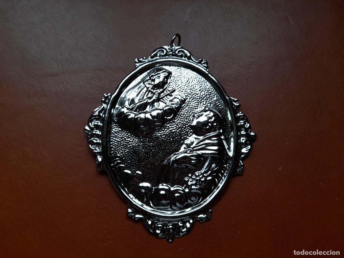 Antig&uuml;edades: Medalla San Antonio grande - Foto 1