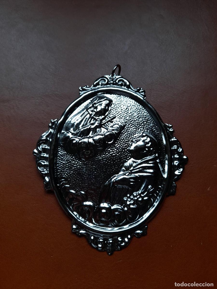 Antig&uuml;edades: Medalla San Antonio grande - Foto 2