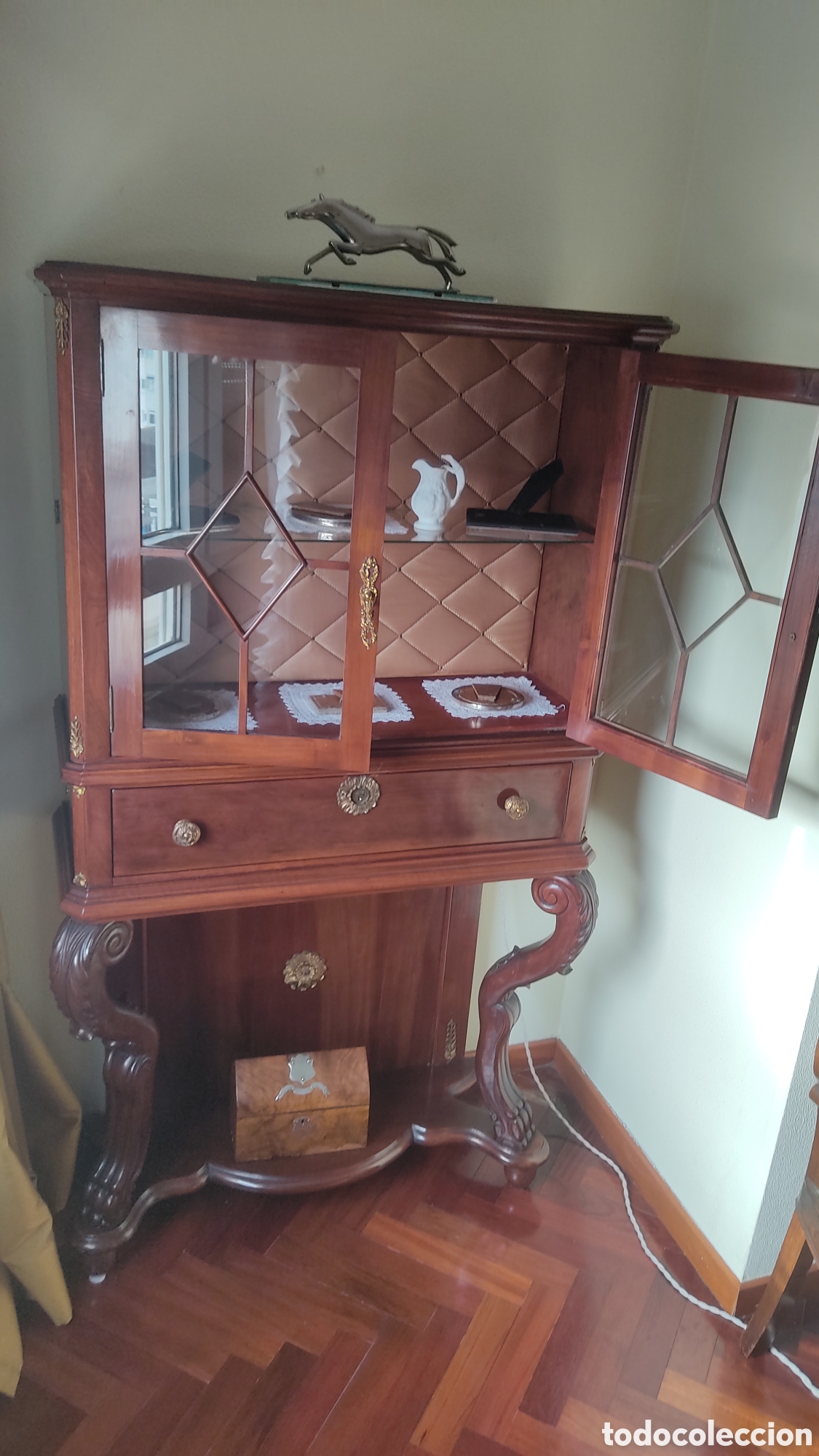 Antig&uuml;edades: Vitrina francesa de caoba. - Foto 11