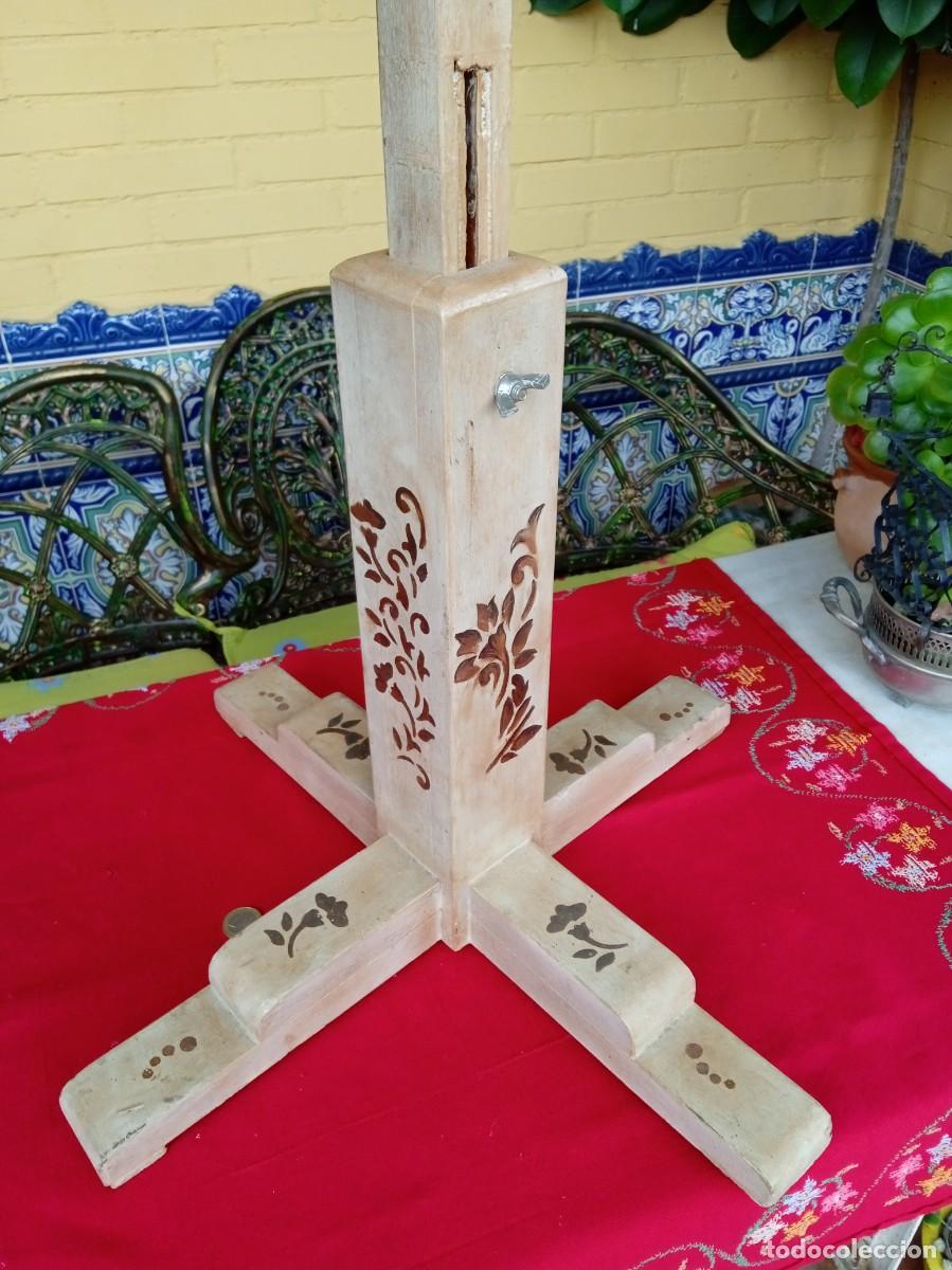 Antig&uuml;edades: Caballete atril antiguo de madera - Foto 2