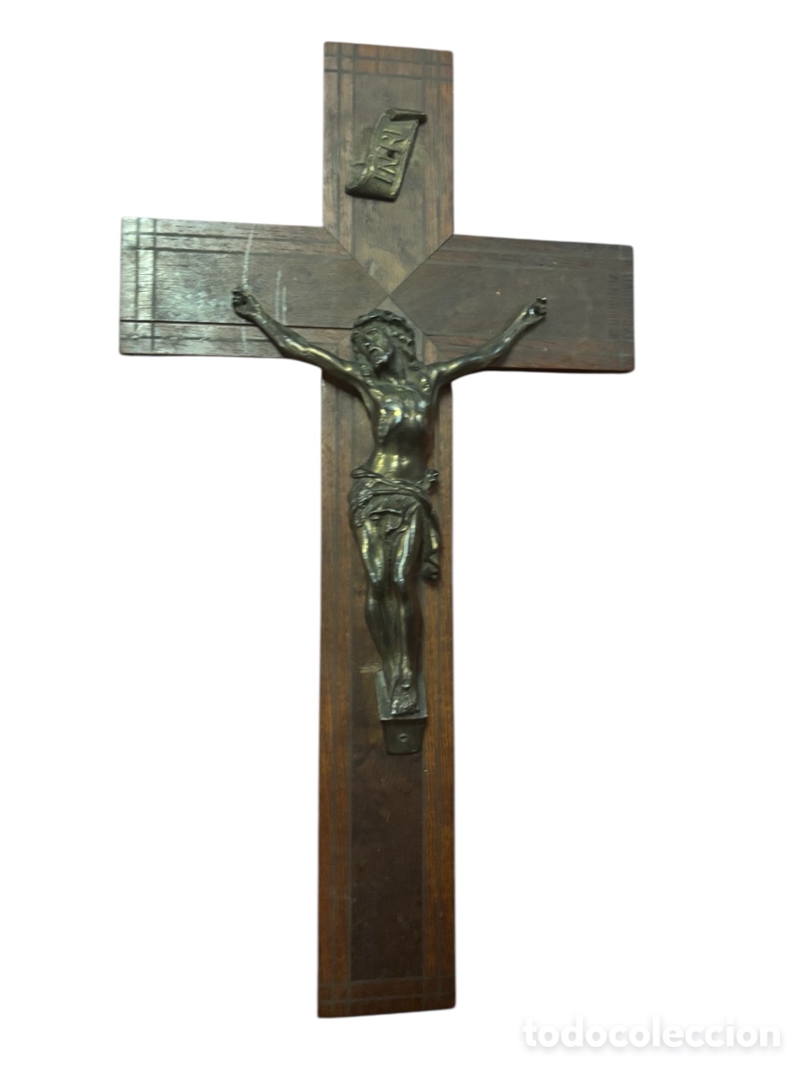 Antig&uuml;edades: Crucifijo antiguo . Bronce y madera - Foto 1