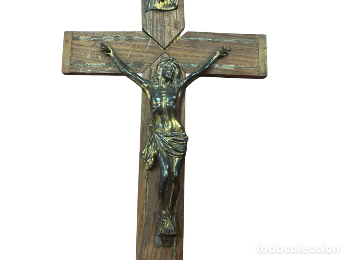 Antig&uuml;edades: Antiguo crucifijo de bronce - Foto 1