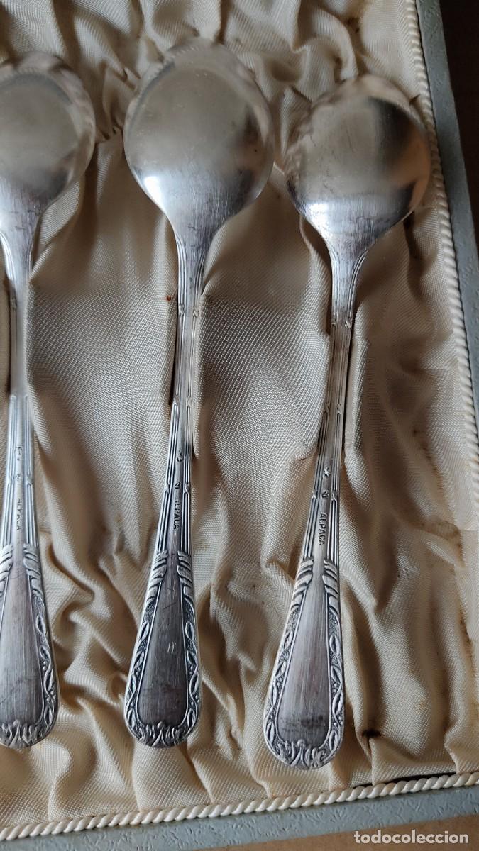 Antig&uuml;edades: Conjunto de 6 cucharas de postre de Alpaca - Foto 9