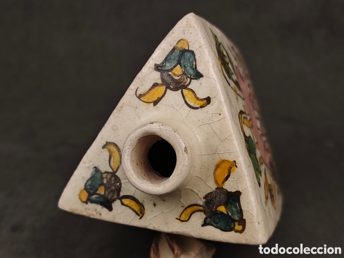 Antig&uuml;edades: Antigua Botella Triangular de Cer&aacute;mica Iran&iacute; Siglo XIX - Foto 12