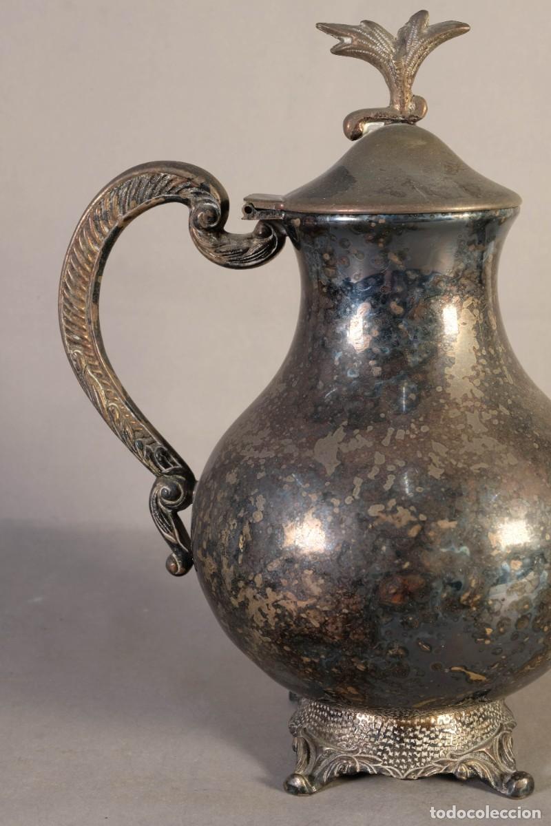 Antig&uuml;edades: TETERA EN METAL PLATEADO - Foto 3