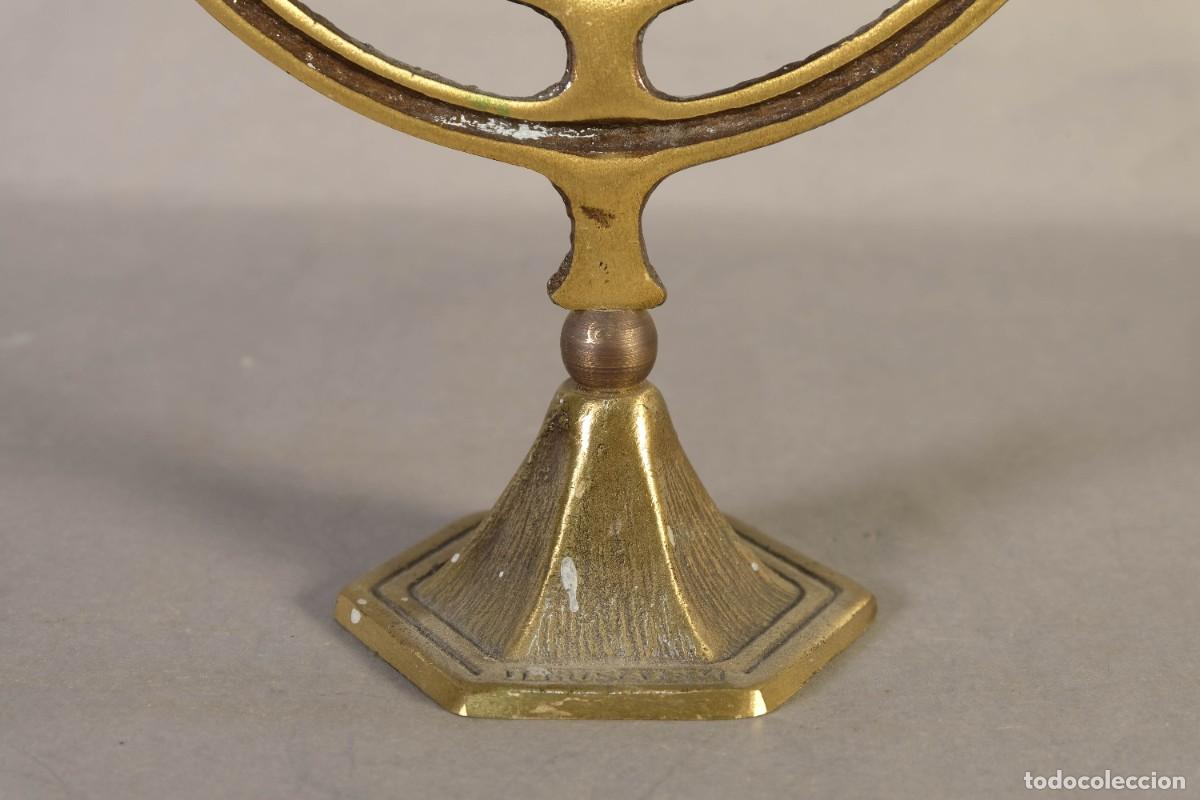 Antig&uuml;edades: CANDELABRON DE 7 LUCES EN METAL DORADO - Foto 3