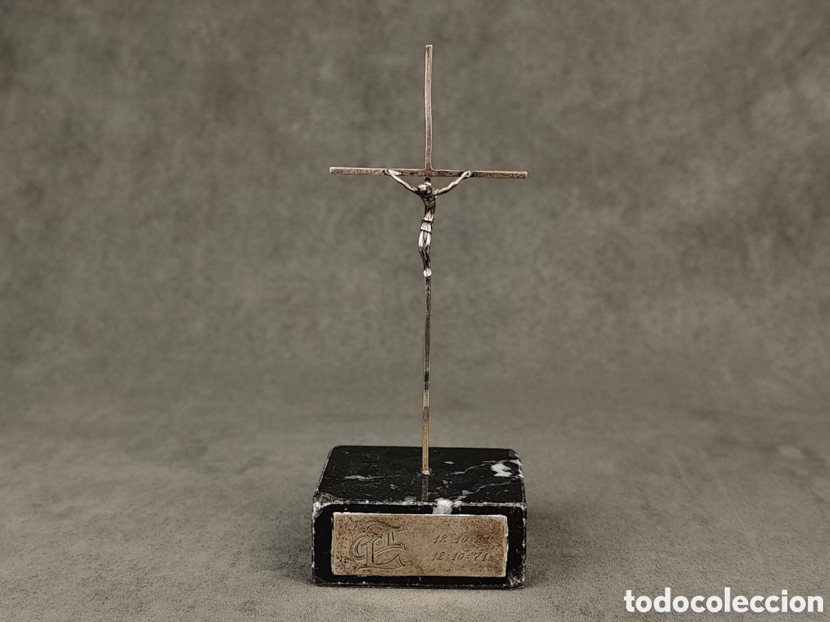 Antig&uuml;edades: Antiguo Crucifijo de Plata - Foto 1