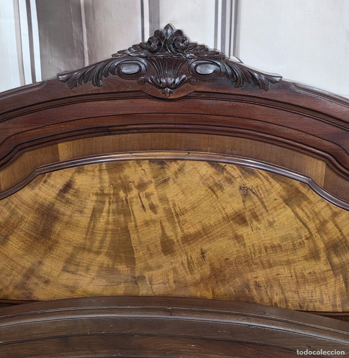 Antig&uuml;edades: Cama antigua de madera, estilo franc&eacute;s Luis XV - Foto 4