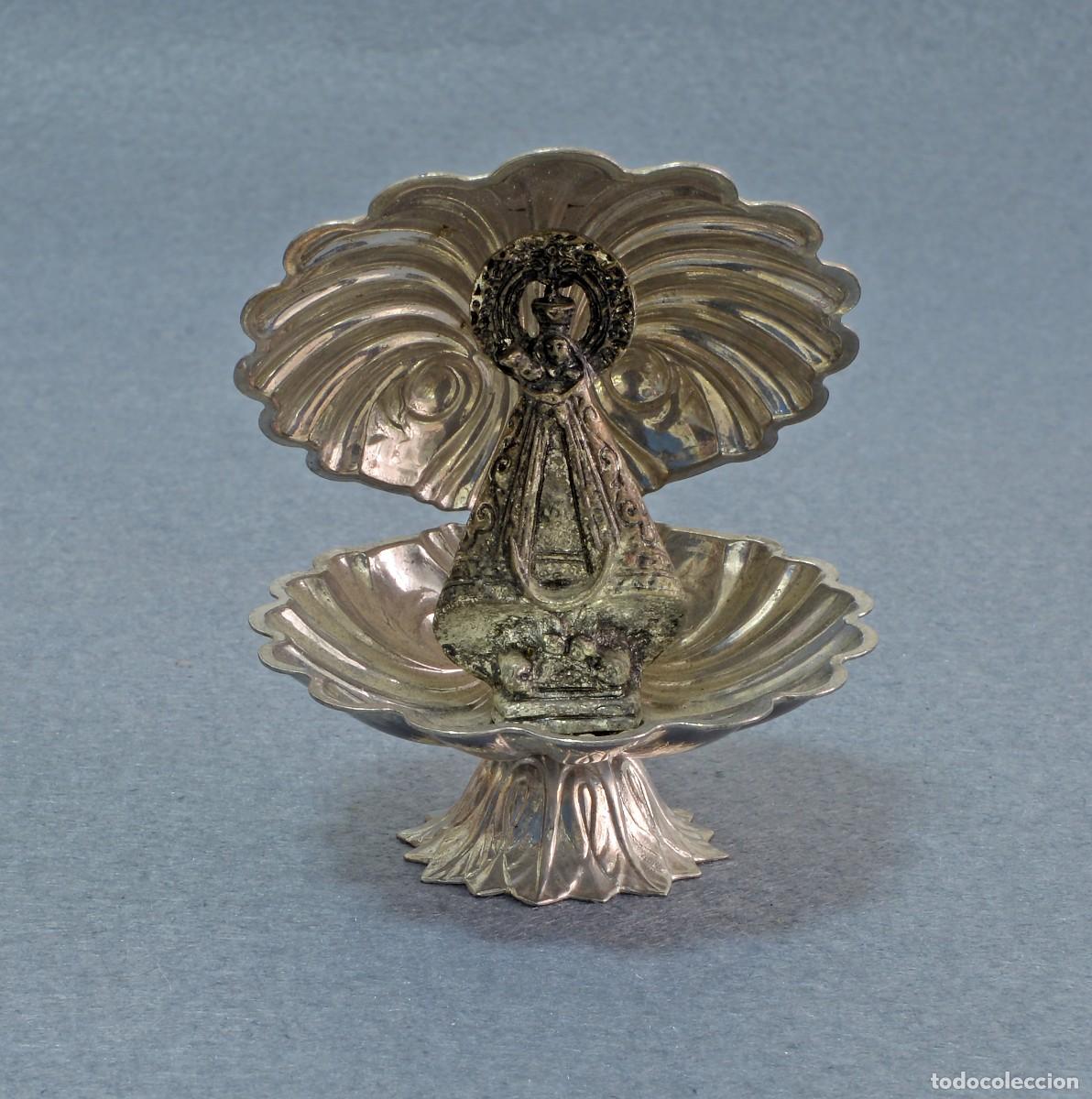 Antig&uuml;edades: VIRGEN EN CONCHA DE METAL - Foto 1