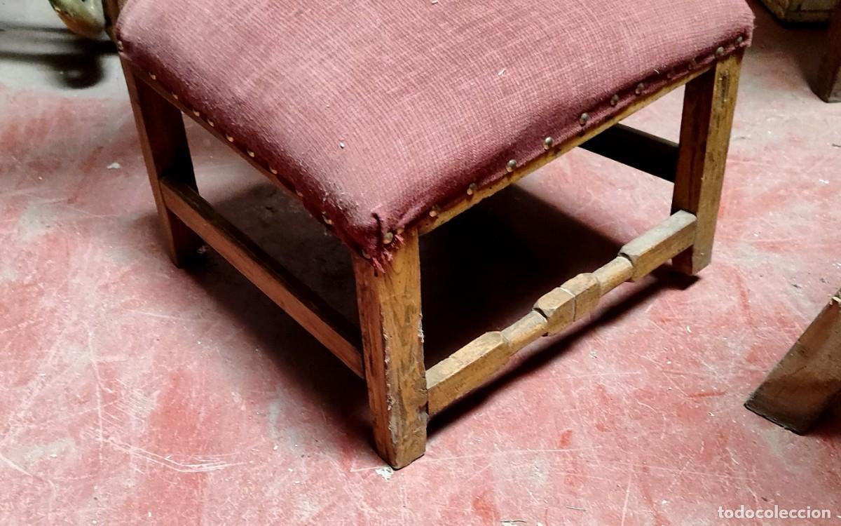 Antig&uuml;edades: Reclinatorio rustico, con iniciales grabadas - Foto 7