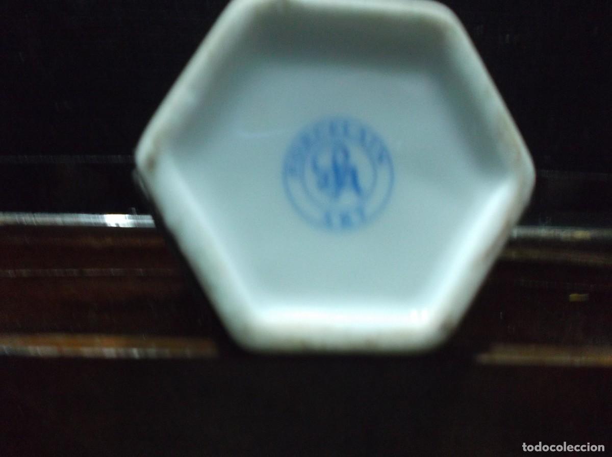 Antig&uuml;edades: PASTILLERO DE CERAMICA - - Foto 3