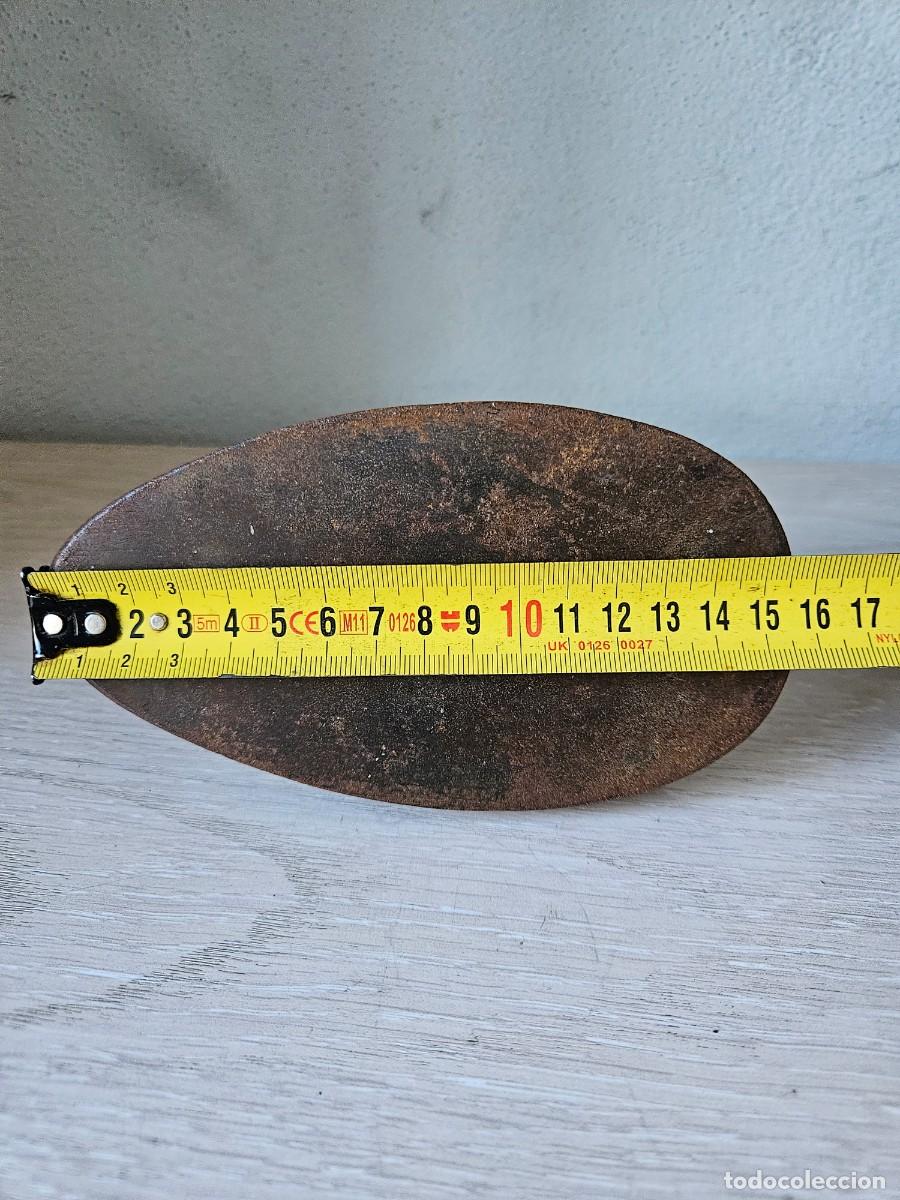 Antig&uuml;edades: Plancha antigua de hierro - Foto 9