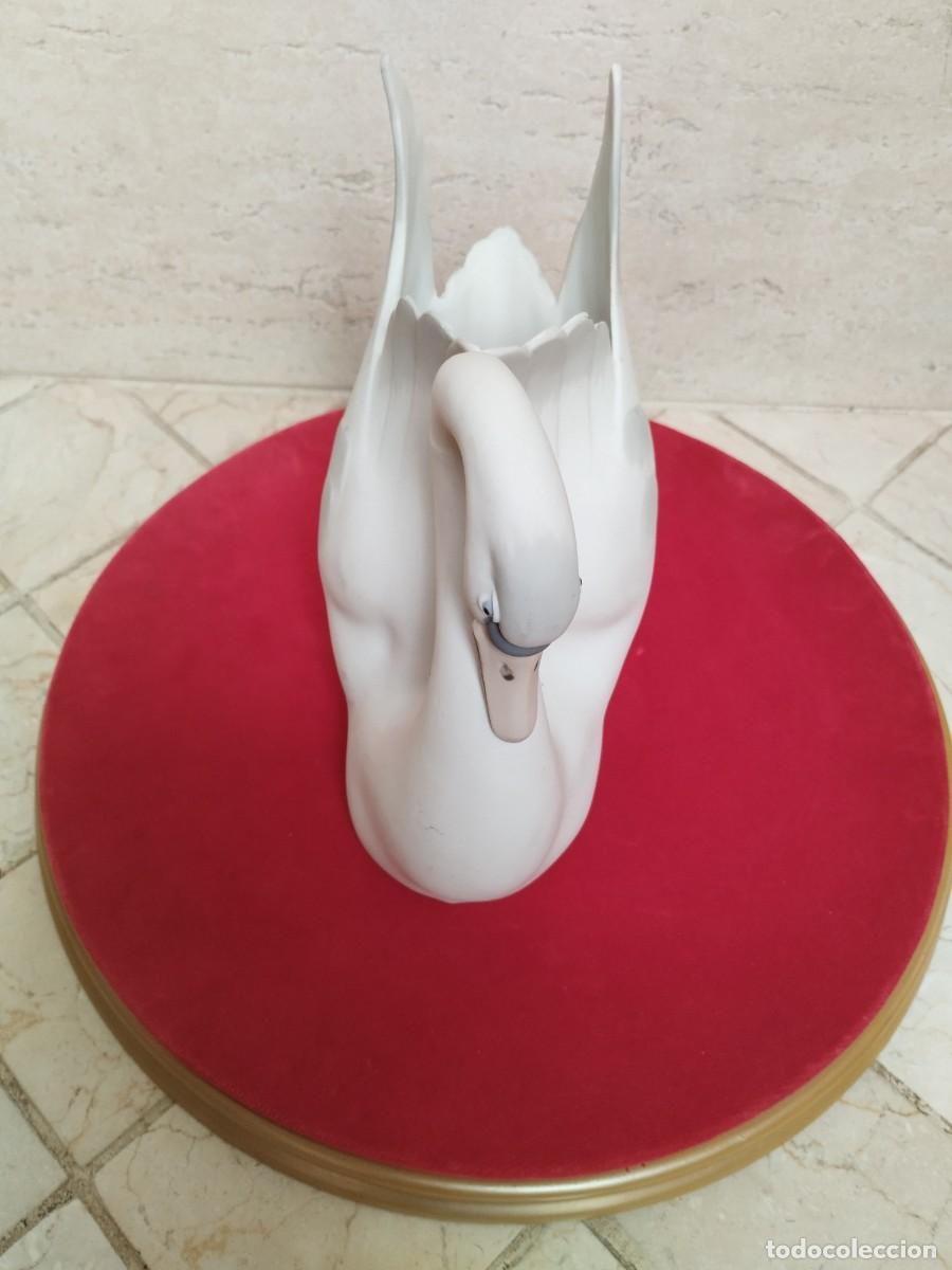 Antig&uuml;edades: CISNE FABRICADO EN PORCELANA BISCUIT - Foto 8