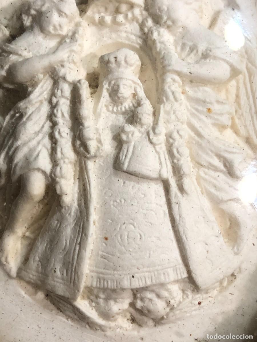 Antig&uuml;edades: medalla virgen del loreto en espuma de mar - Foto 3