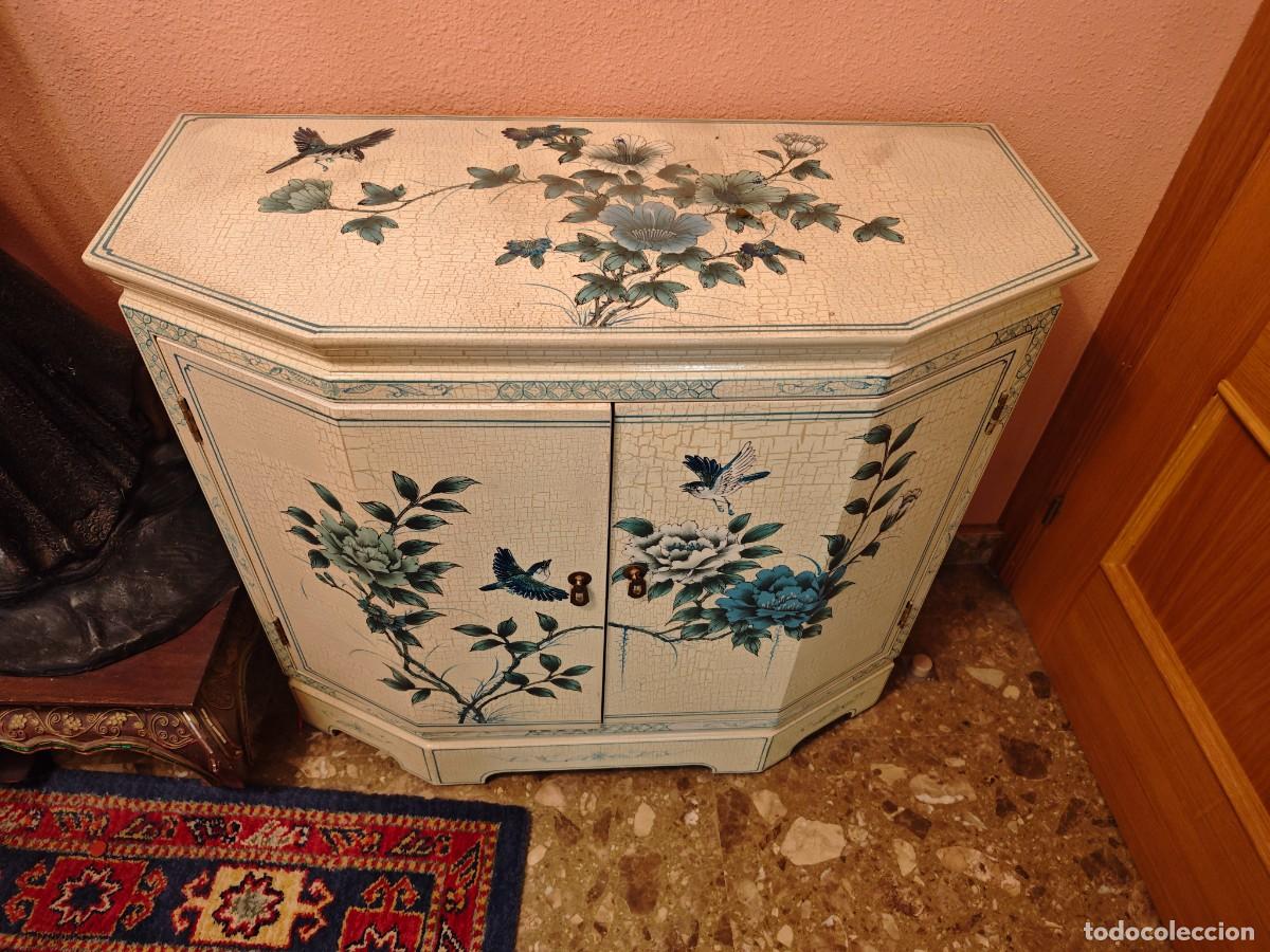 Antig&uuml;edades: C&oacute;moda estilo oriental beige y azul - Foto 3