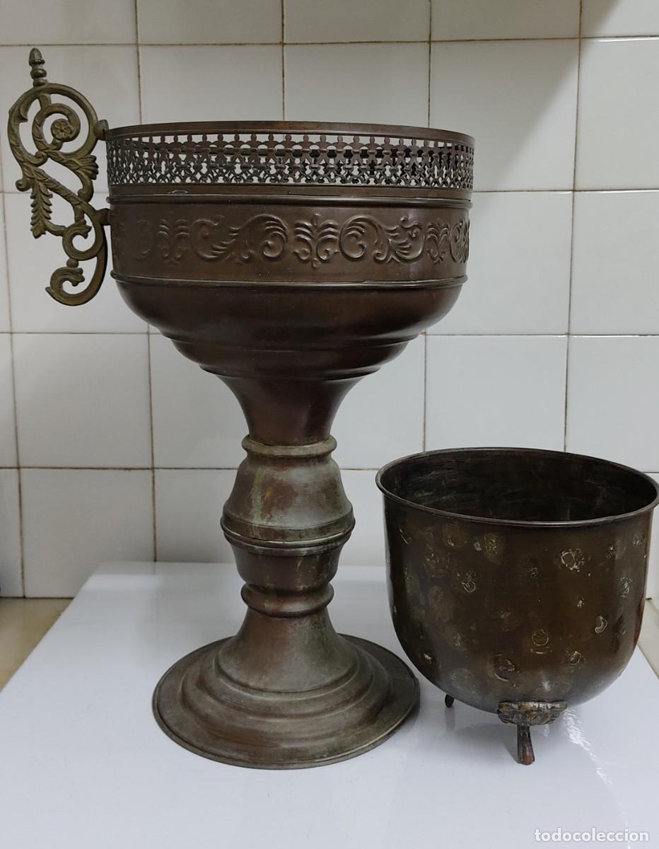 Antig&uuml;edades: Lote de antiguos maceteros estilo romano - Foto 2