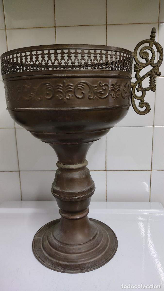 Antig&uuml;edades: Lote de antiguos maceteros estilo romano - Foto 3