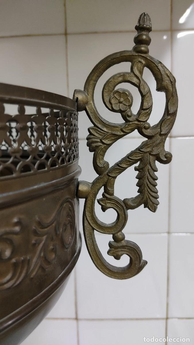 Antig&uuml;edades: Lote de antiguos maceteros estilo romano - Foto 5