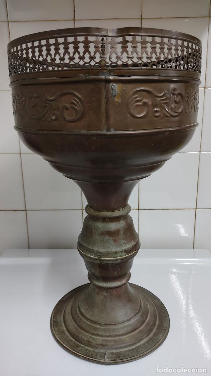 Antig&uuml;edades: Lote de antiguos maceteros estilo romano - Foto 7
