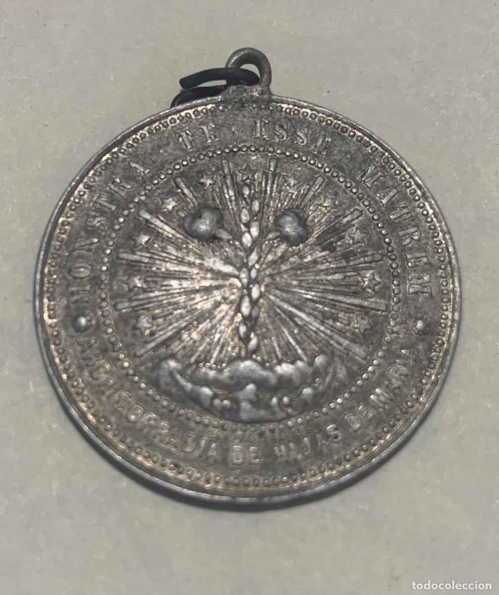 Antig&uuml;edades: Medalla religiosa de metal - Foto 2