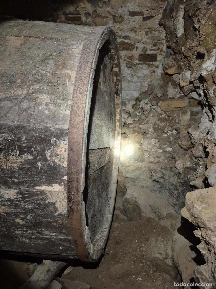 Antig&uuml;edades: Bota de vino antigua - Foto 2