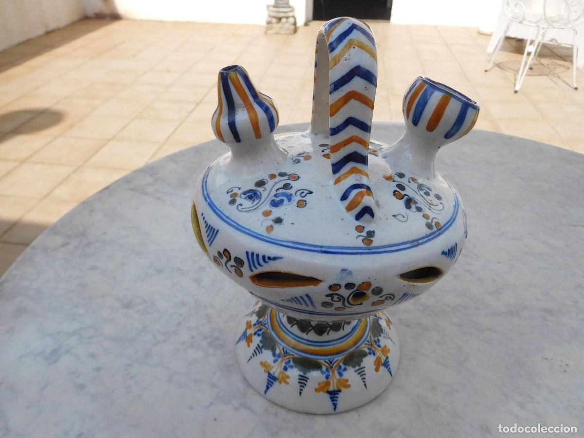 Antig&uuml;edades: Botijo antiguo de Talavera - Foto 1